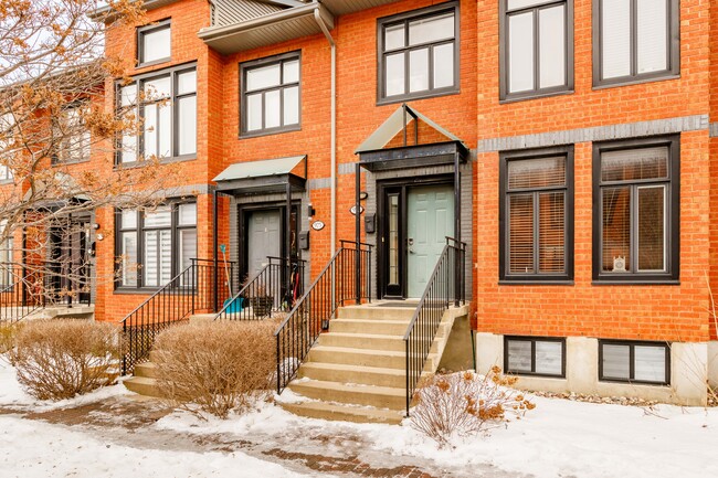 965 Gameroff St in Lachine, QC - Building Photo - Building Photo