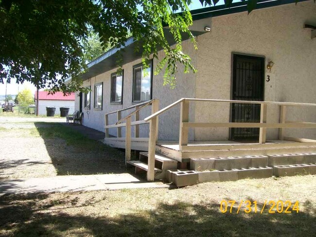 528 N M St, Unit 3 in Livingston, MT - Building Photo - Building Photo