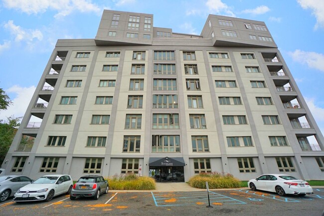 90 Bay Street Landing in Staten Island, NY - Building Photo - Building Photo