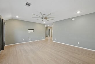 5328 Winding Strm Dr in Rosenberg, TX - Building Photo - Building Photo