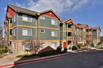 Walnut Creek Apartments in Westminster, CO - Building Photo - Building Photo