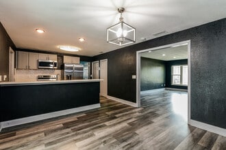 754 Avenue North Southeast in Winter Haven, FL - Foto de edificio - Building Photo