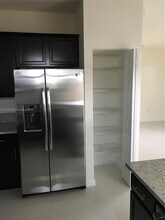 8806 NW 103rd Ave in Doral, FL - Building Photo - Building Photo