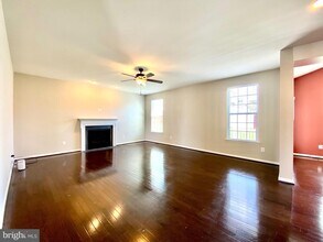 3250 Fledgling Cir in Woodbridge, VA - Building Photo - Building Photo