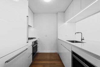 99 Hudson St in Jersey City, NJ - Building Photo - Building Photo