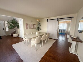 10360 Cherokee Corner Ave in Las Vegas, NV - Building Photo - Building Photo