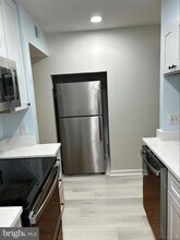 5823 Royal Ridge Dr in West Springfield, VA - Building Photo - Building Photo
