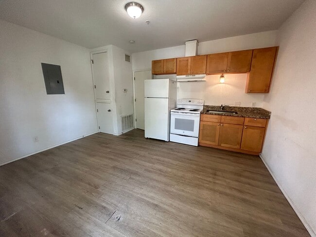 816 Rivas St in San Antonio, TX - Building Photo - Interior Photo