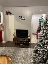 3209 Ward St, Unit 1 in Pittsburgh, PA - Building Photo - Building Photo