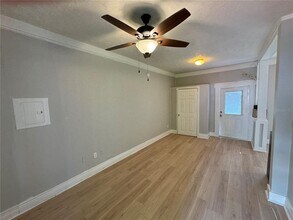 7306 Earlwood Ave in Mount Dora, FL - Building Photo - Building Photo