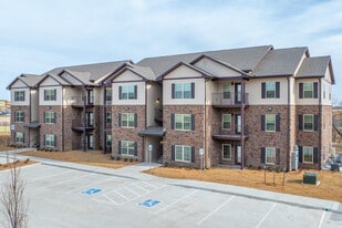 Lynn Oak in Broken Arrow, OK - Building Photo