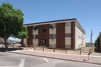 119 University Dr in Colorado Springs, CO - Foto de edificio - Building Photo