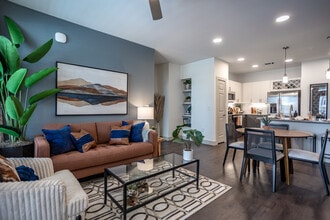The Quinn on Thirty in Garland, TX - Building Photo - Interior Photo