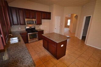 9009 Weller Ln in Fort Worth, TX - Building Photo - Building Photo
