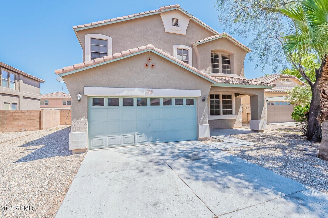 3122 W Apollo Rd in Phoenix, AZ - Building Photo