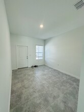 2508 Skyline Lp in Poinciana, FL - Building Photo - Building Photo