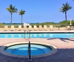 2080 S Ocean Dr, Unit 104 in Hallandale Beach, FL - Building Photo - Building Photo