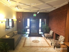 1318 22nd St NW-Unit -Unit 307 in Washington, DC - Building Photo - Building Photo
