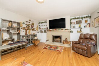 1517 Royal Oak Ave in Portage, MI - Building Photo - Building Photo