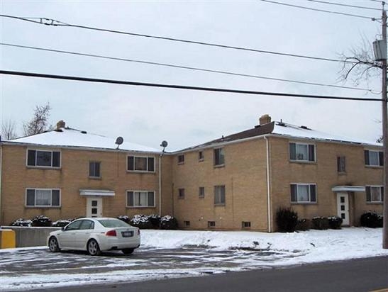 360 Englewood Ave in Buffalo, NY - Building Photo - Building Photo