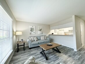 Memorial City Apartments in Houston, TX - Building Photo - Building Photo