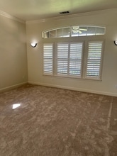 2980 Hazelwood Way in Lodi, CA - Foto de edificio - Building Photo