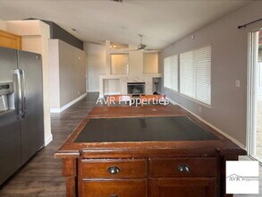 1105 Meadow Dr in Livermore, CA - Building Photo - Building Photo