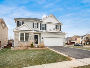 7351 Serenoa Dr in Reynoldsburg, OH - Building Photo - Building Photo