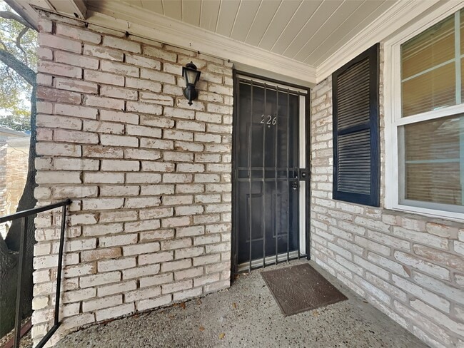 property at 7900 Westheimer Rd