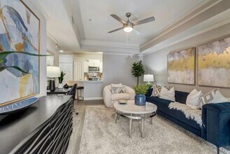 2900 Pharr Ct S Northwest in Atlanta, GA - Building Photo - Building Photo