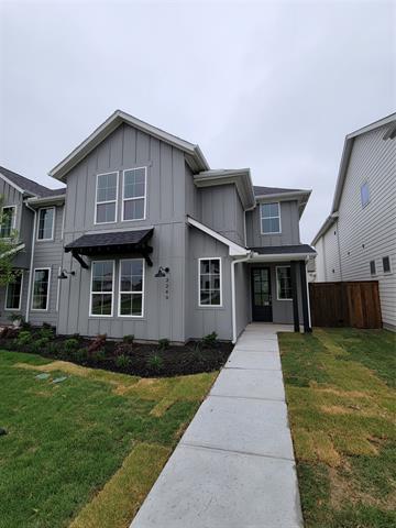 2240 Drake St in Aledo, TX - Foto de edificio