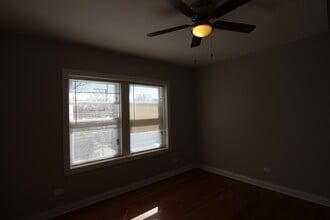 4408 W Belden St, Unit 2 in Chicago, IL - Foto de edificio - Building Photo