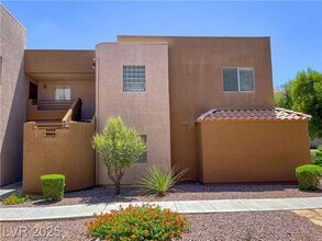 6869 Tamarus St in Las Vegas, NV - Building Photo - Building Photo