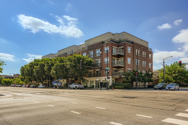 property at 1155 W Roosevelt Rd