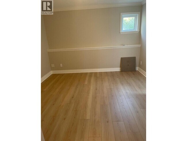 32 W 14th Ave in Vancouver, BC - Building Photo - Building Photo