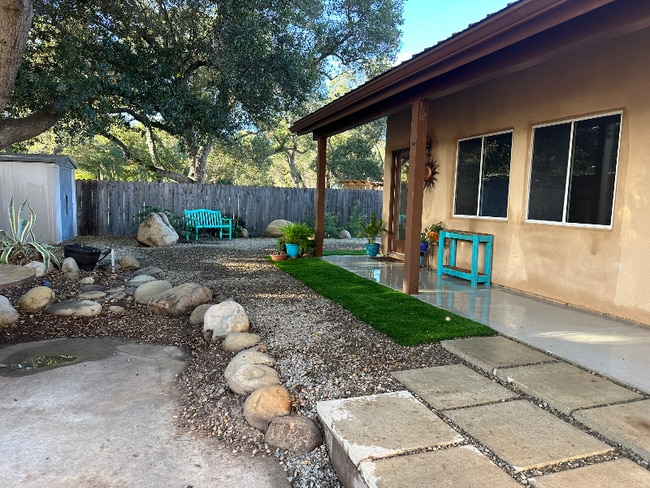 87 Rockaway Rd in Oak View, CA - Building Photo - Building Photo