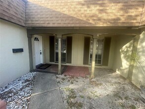 4037 Claremont Dr in New Port Richey, FL - Building Photo - Building Photo