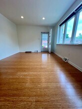 569 Domino Ln in Philadelphia, PA - Building Photo - Building Photo
