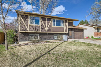 3830 Pearl Dr in Colorado Springs, CO - Building Photo - Building Photo