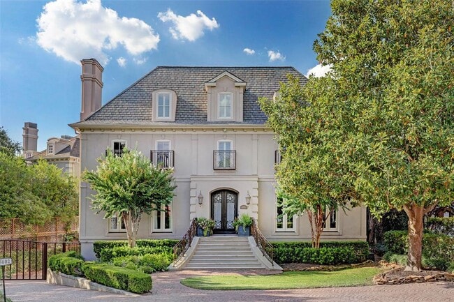 5602 Indian Cir