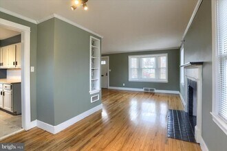 1291 Letchworth Rd in Camp Hill, PA - Building Photo - Building Photo