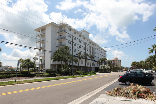 Dockside Condominiums in Clearwater Beach, FL - Building Photo - Building Photo