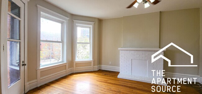 4311 N Sheridan Rd, Unit 2 in Chicago, IL - Building Photo - Building Photo
