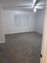 5322 Plaza Ave, Unit 5322 Plaza Ave in Portage, IN - Foto de edificio - Building Photo