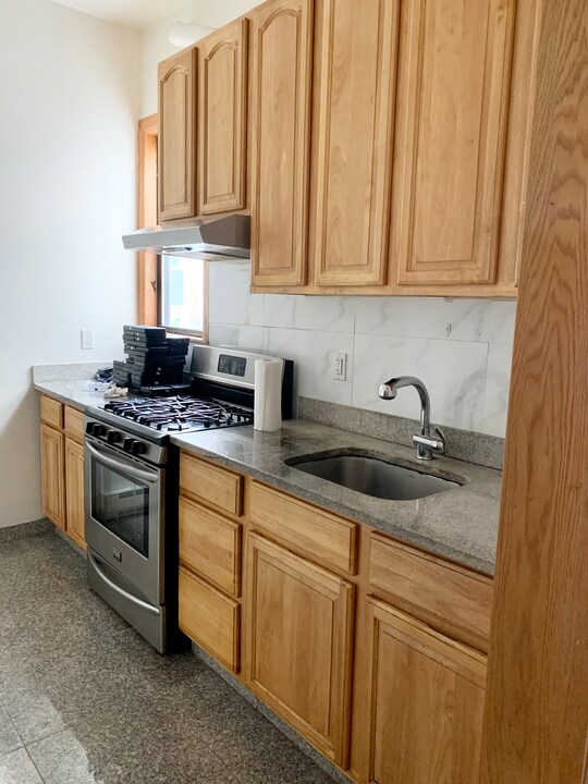 46 N Village Ave in Rockville Centre, NY - Building Photo