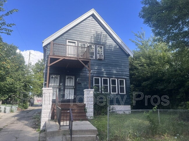 property at 1536 N 38th St