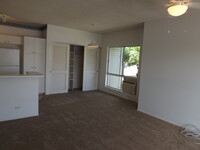 91-869 Puamaeole St, Unit 10R in Ewa Beach, HI - Building Photo - Building Photo