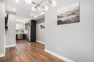 5075 W 38th Ave in Denver, CO - Building Photo - Building Photo