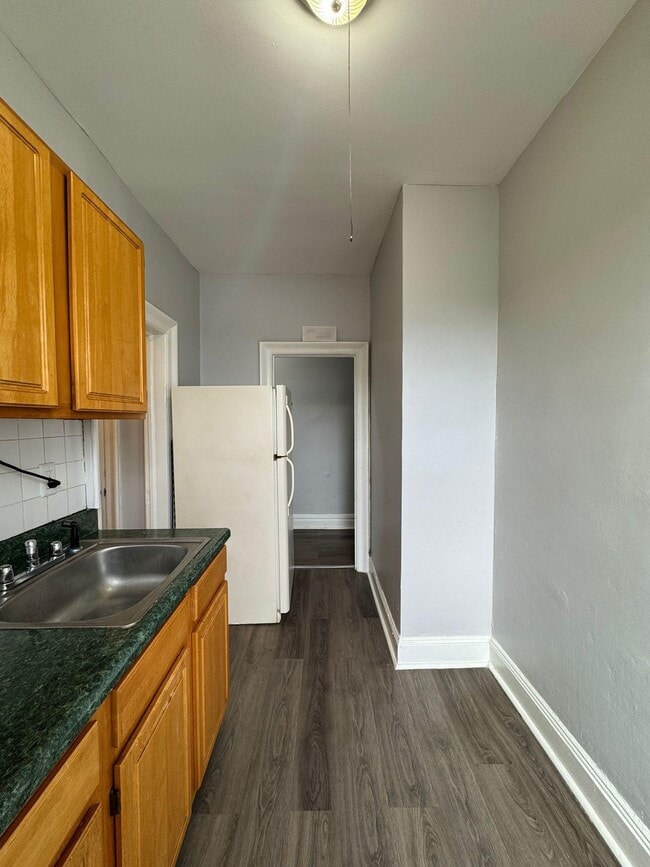 99 Clifton Pl, Unit 34 in Jersey City, NJ - Building Photo - Building Photo