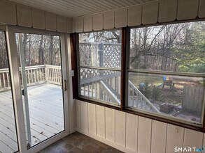 480 Shelton Rd in Trumbull, CT - Building Photo - Building Photo